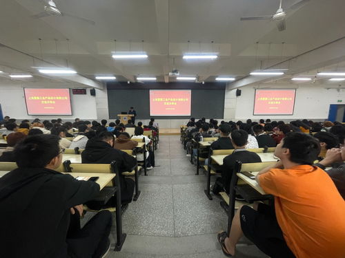 艺术与工业的融合 纪长力上海蔓藤设计走进艺术与设计学院开展交流分享活动